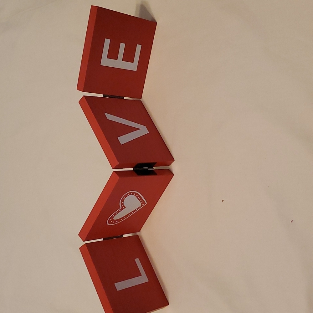 Bendable "LOVE" Tabletop Decor - Picture 3 of 5